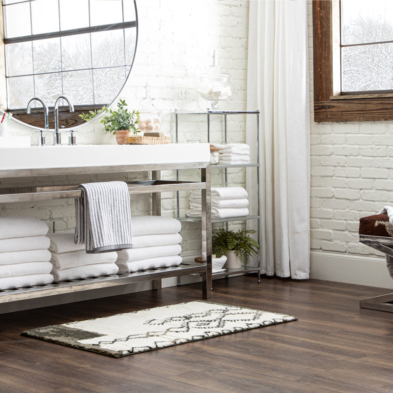 Kaylee Sahara Boho Non-Slip Machine Washable Bath Rug - Gray/Ivory